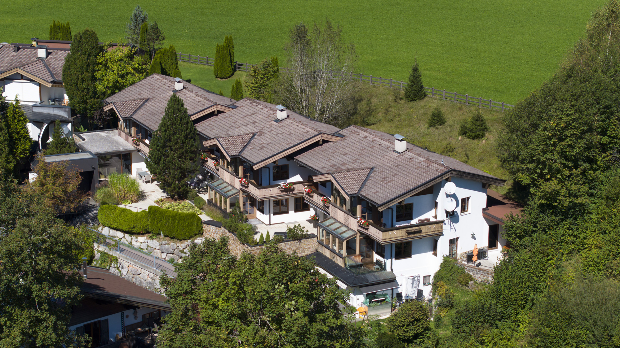 Wohnanlage "Wilder Kaiser" mit drei Häusern in Kirchdorf in Tirol